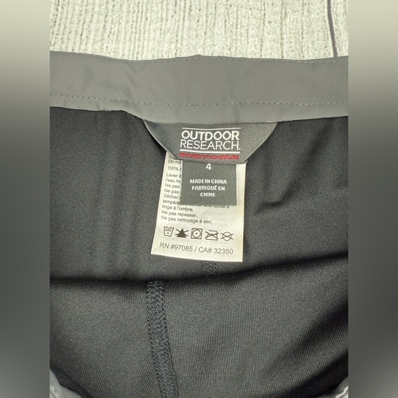 NWT! Outdoor Research Expressa Skort Lined Skirt Travel Hike Gray Sz 4 Womens - Picture 3 of 8